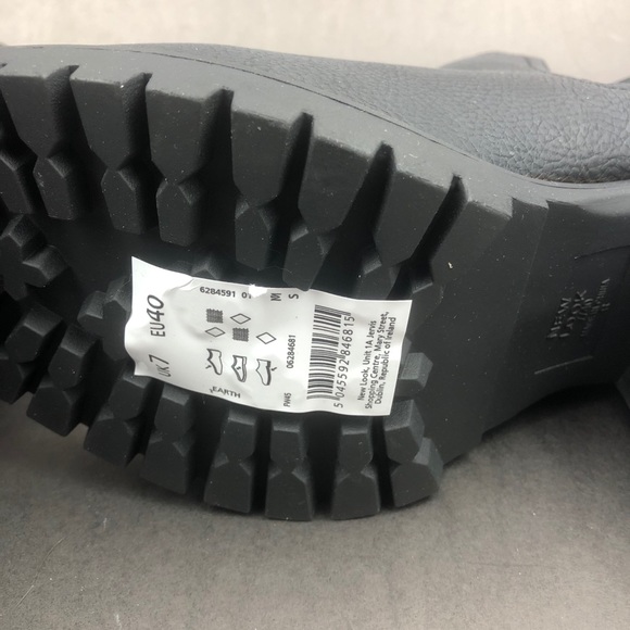 New Look Women’s Chunky Boots Size 7. New in Box - Picture 7 of 8